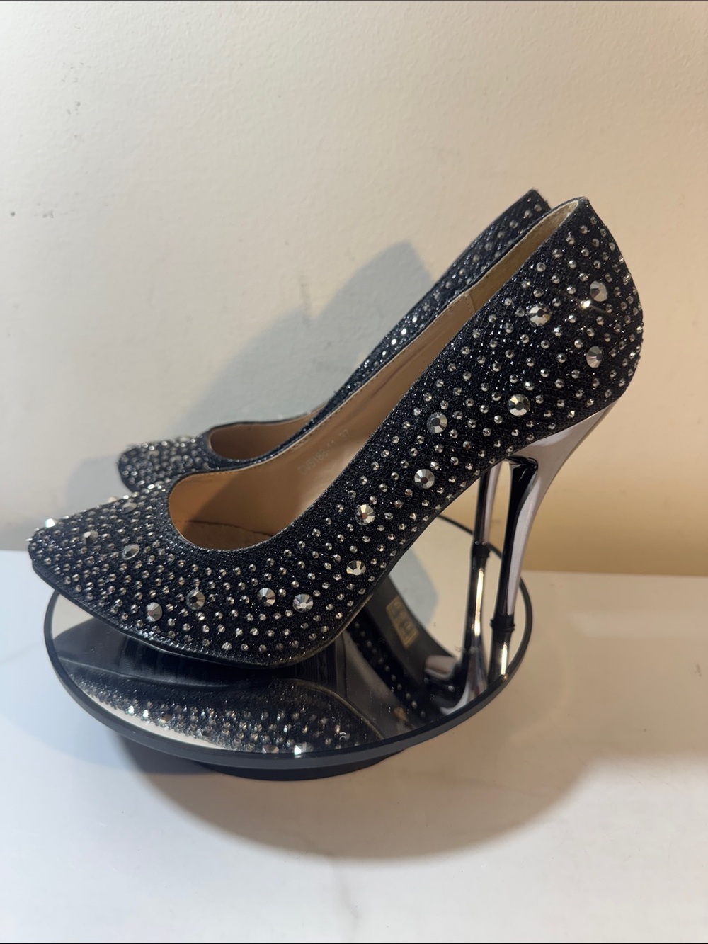 Chic Lady Couture Lulu Black Studded Rhinestone 4" Pumps Size 6.5